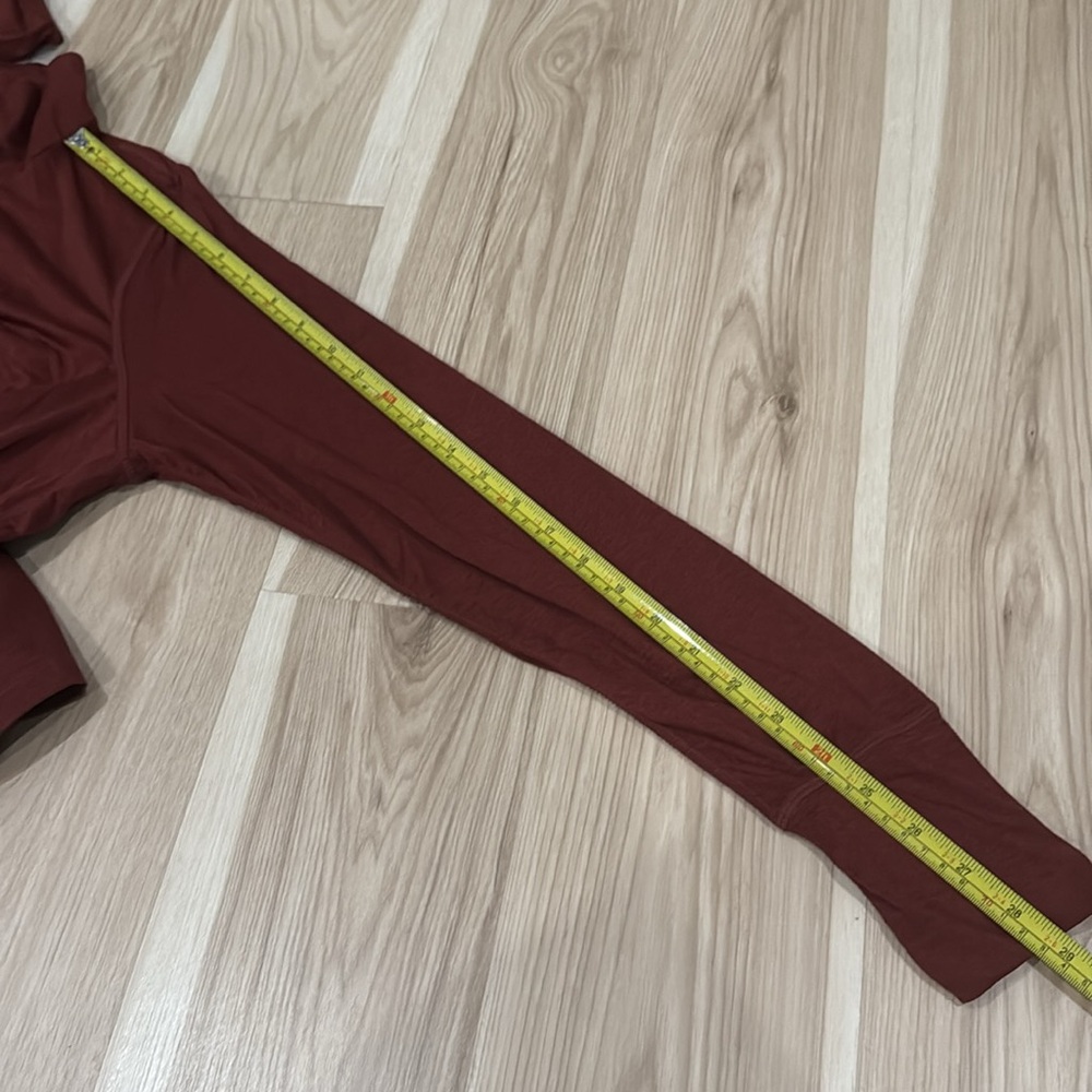 Vuori Crescent Half Zip Pullover - Picture 5 of 9